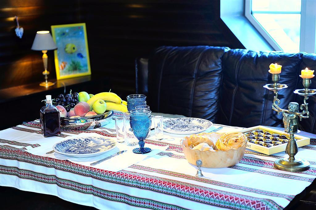 The Sky Loft Apartment Киев Екстериор снимка