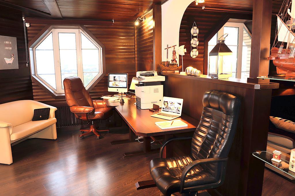 The Sky Loft Apartment Киев Екстериор снимка