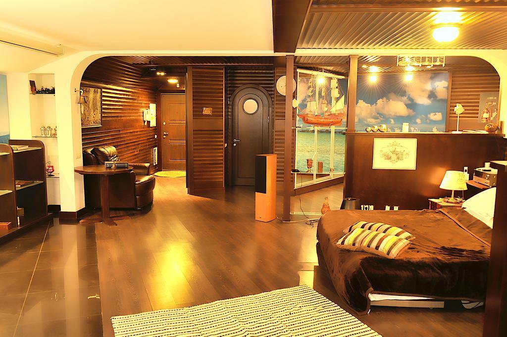 The Sky Loft Apartment Киев Екстериор снимка
