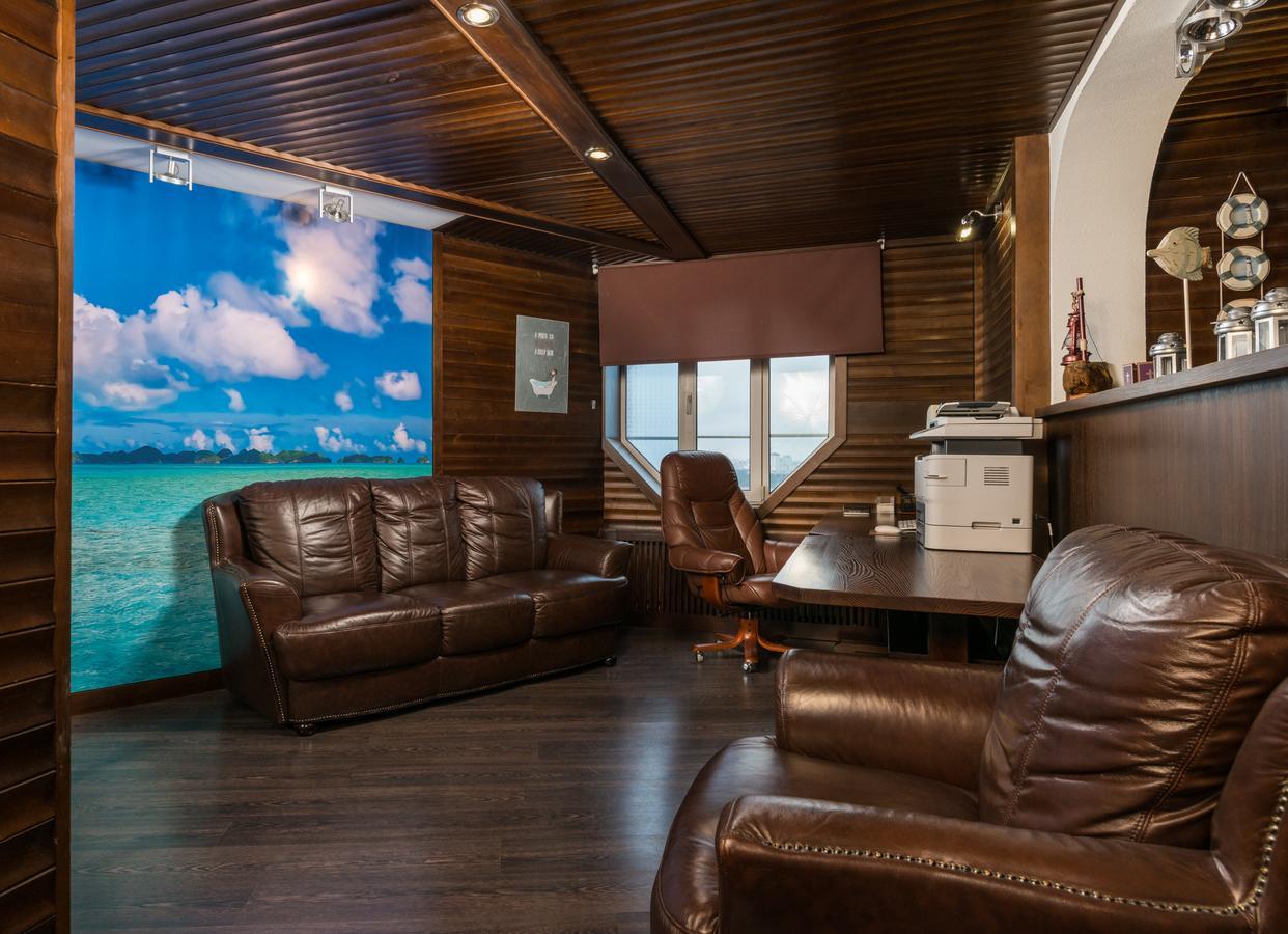 The Sky Loft Apartment Киев Екстериор снимка