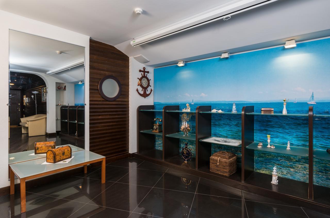 The Sky Loft Apartment Киев Екстериор снимка